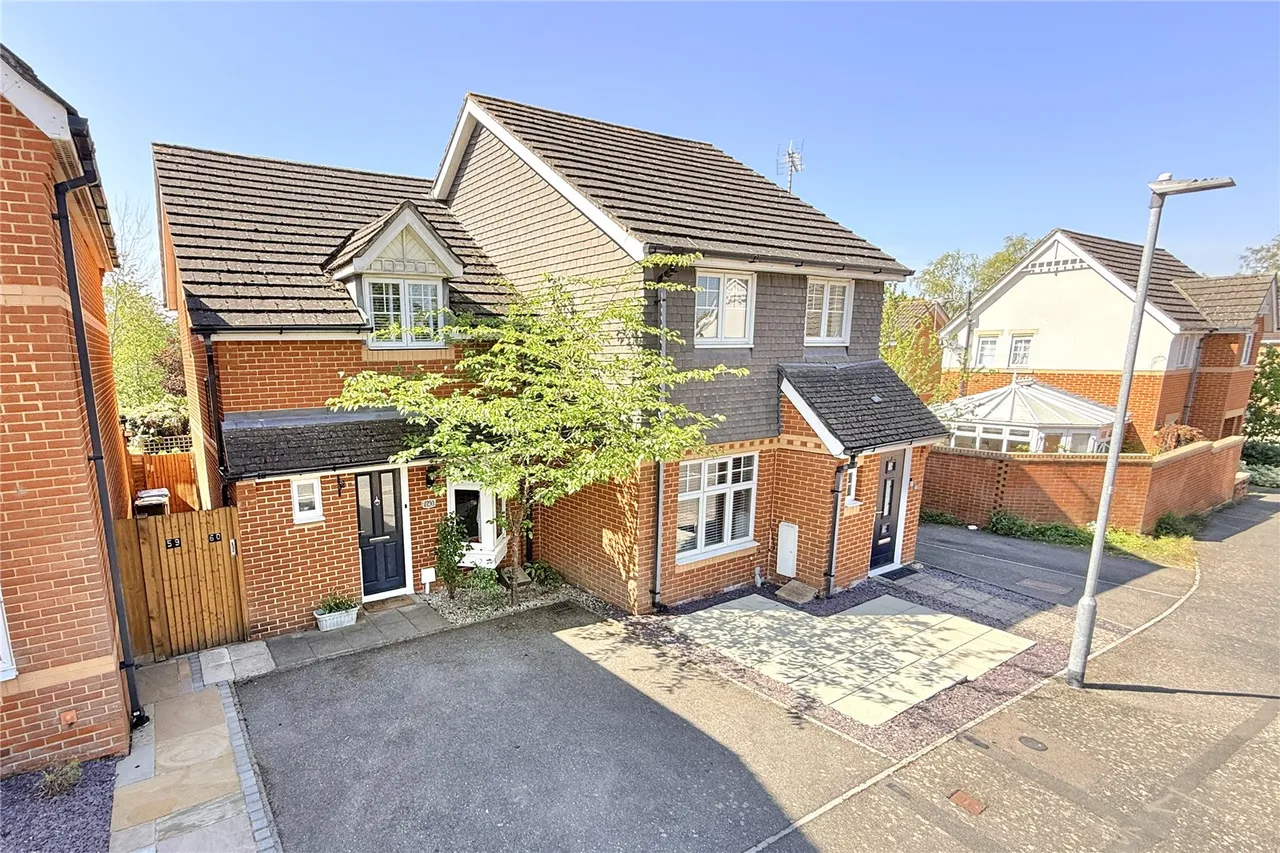2 bed house for sale — Academy Place, College Town, Sandhurst, Berkshire, GU47 0AB