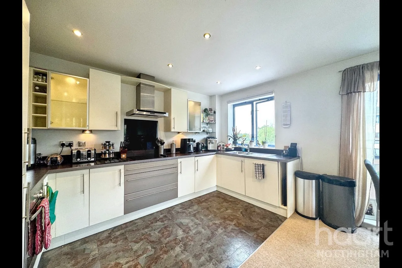 Castle Quay Close, Nottingham, NG7, photo 4
