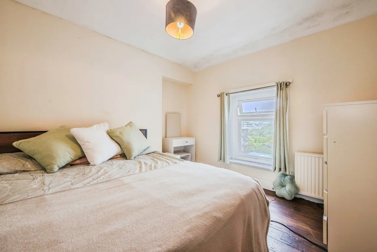 Heol, Fishguard, SA65, photo 10