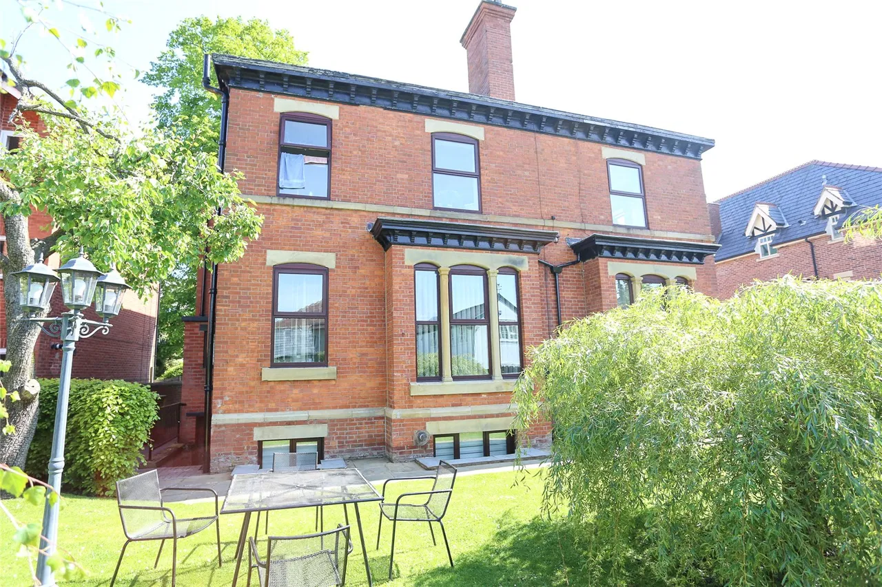 Parsonage Road, Heaton Moor, SK4, photo 19
