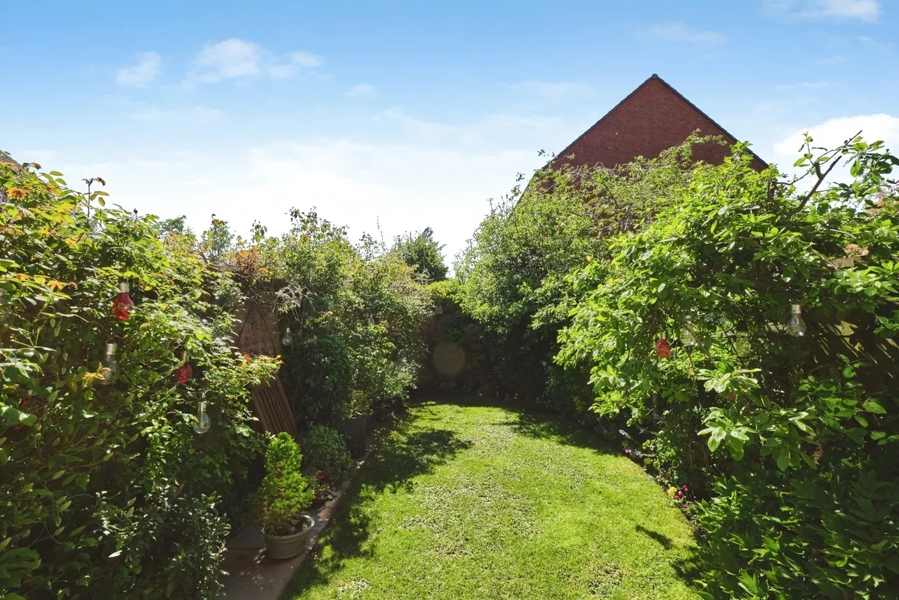 Mary Slater Road, Lichfield, WS13, photo 19
