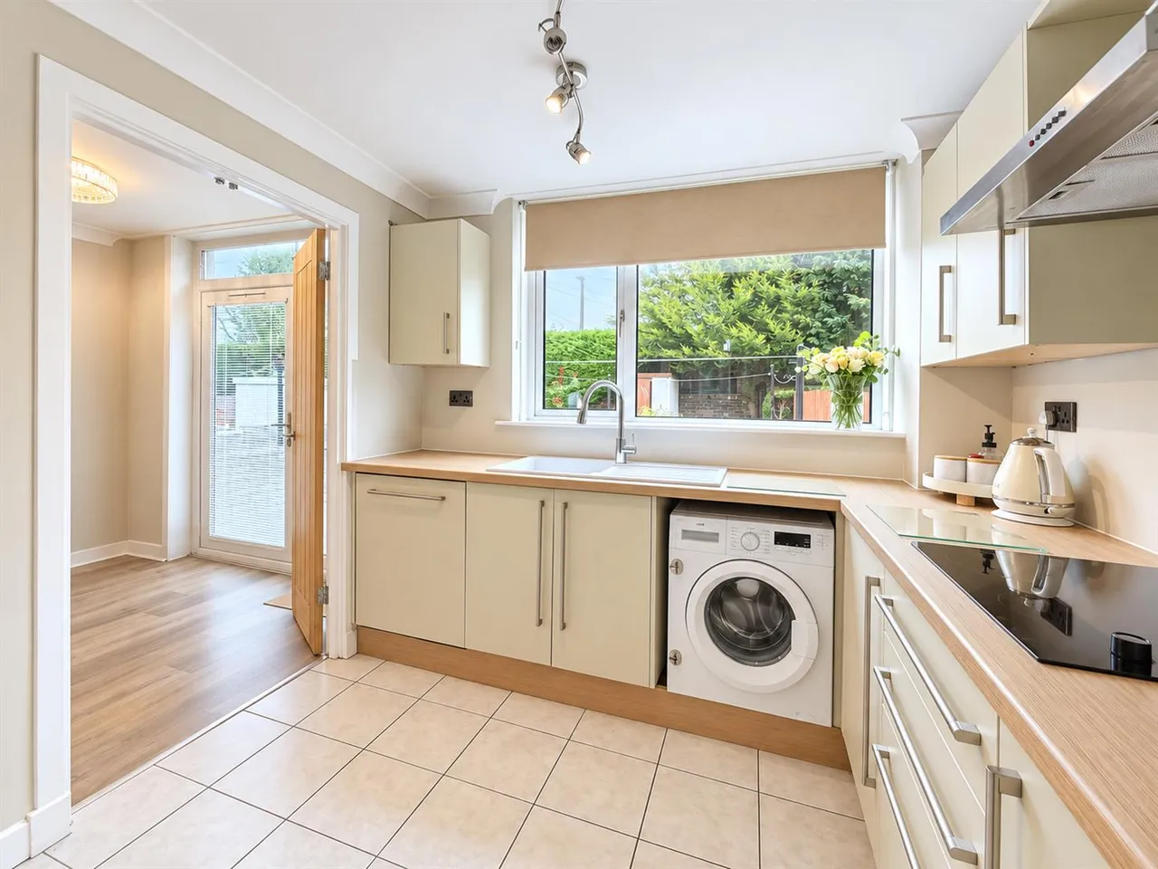 Pinwherry Place, Bothwell, Glasgow, G71 8LJ, photo 9