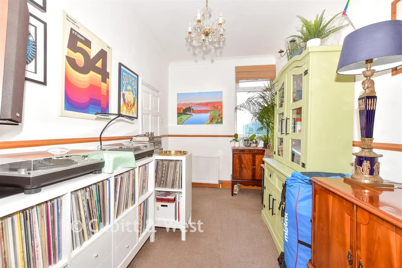 Mafeking Road, Southsea, PO4, photo 6