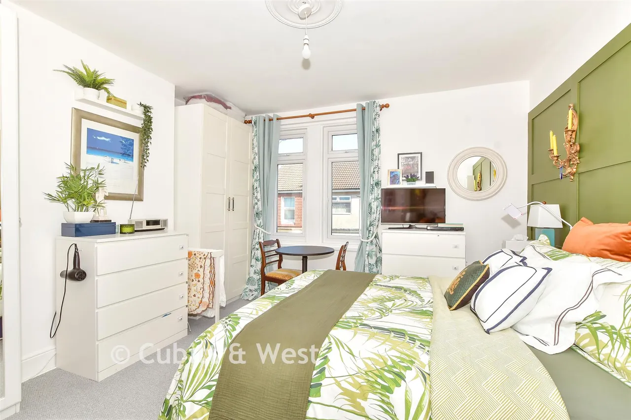 Mafeking Road, Southsea, PO4, photo 11