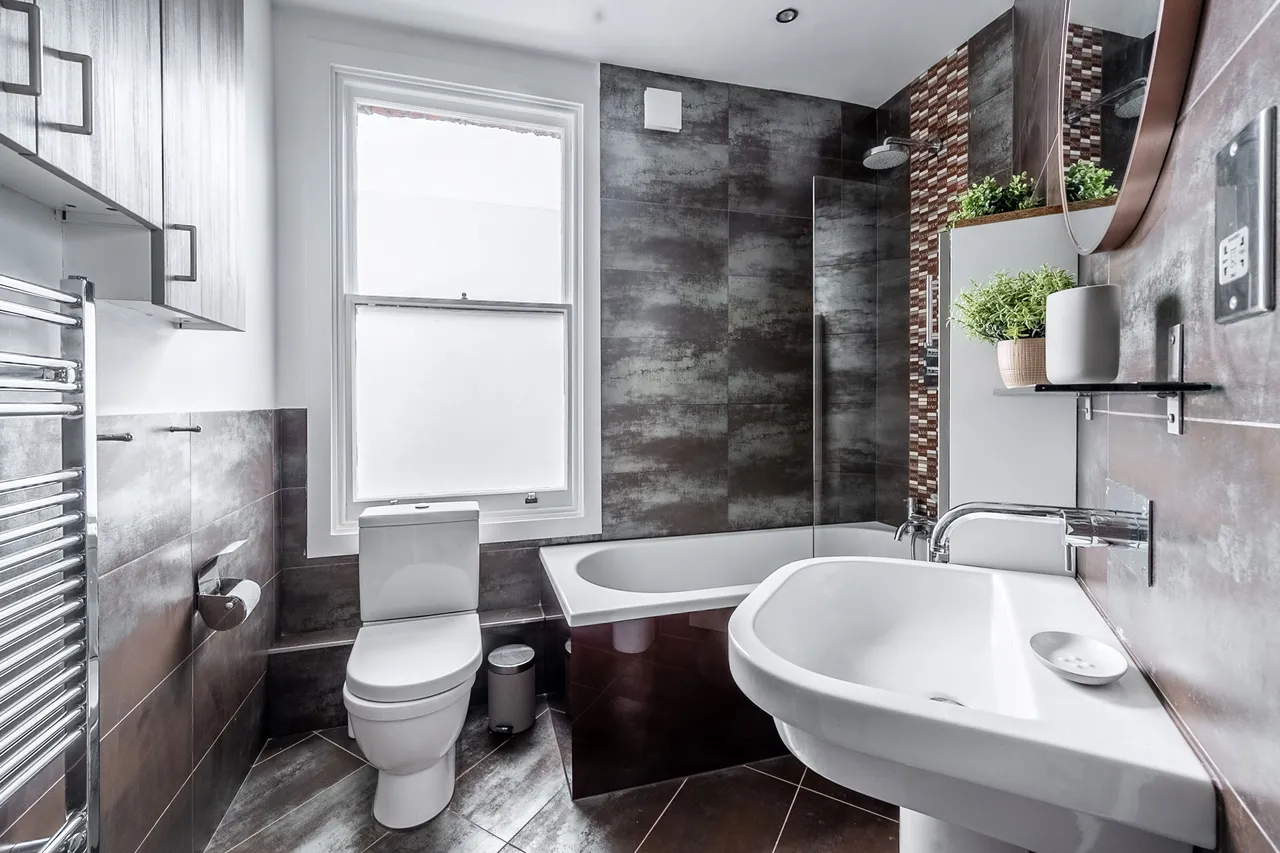 Flat B Cremorne Mansions, 39 Cremorne Road, London, photo 9
