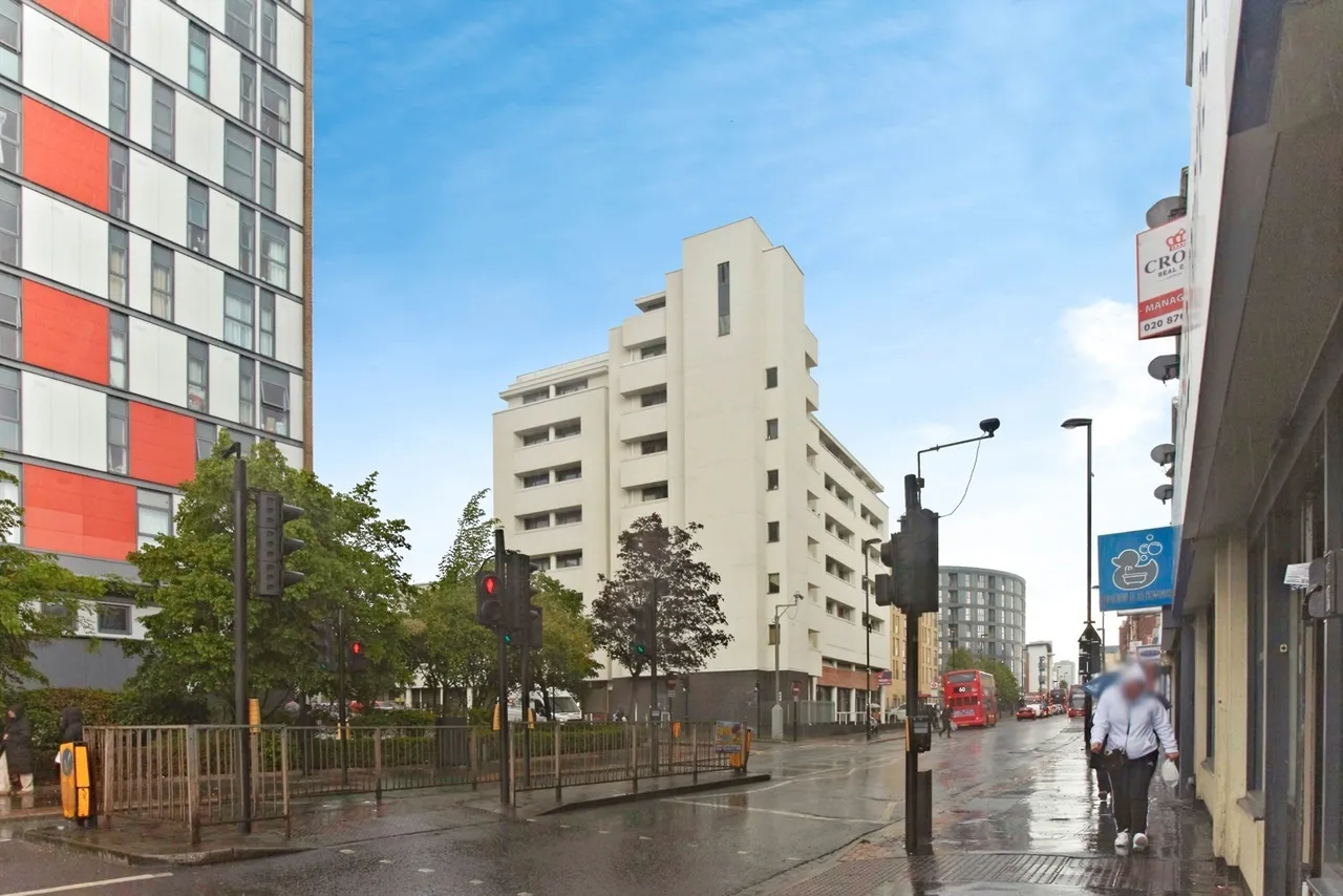 2 bed flat for sale, London Road, Croydon, CR0