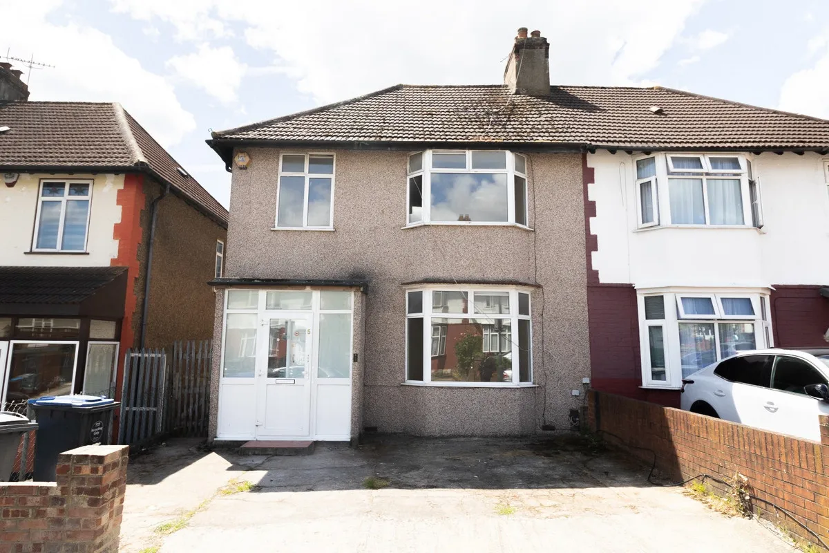 4 bed house to rent, St. James Gardens, Wembley, HA0