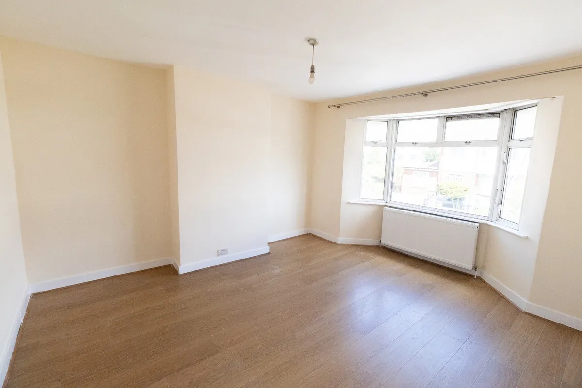 St. James Gardens, Wembley, HA0, photo 2
