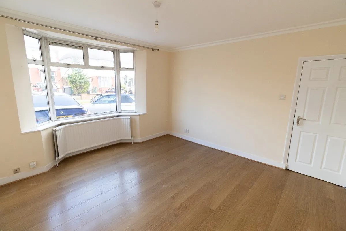 St. James Gardens, Wembley, HA0, photo 13