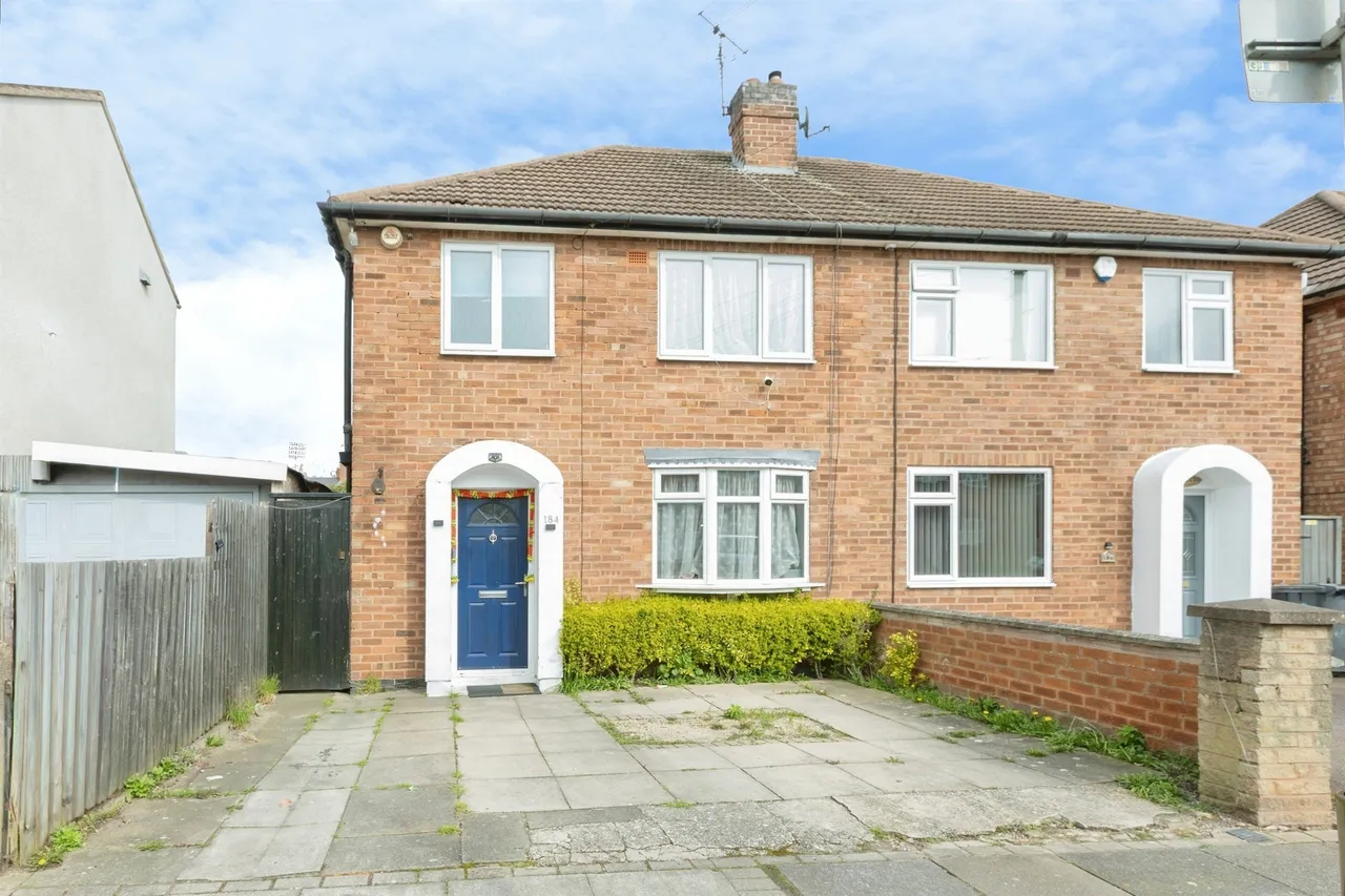 3 bed house for sale — Duncan Road, Leicester