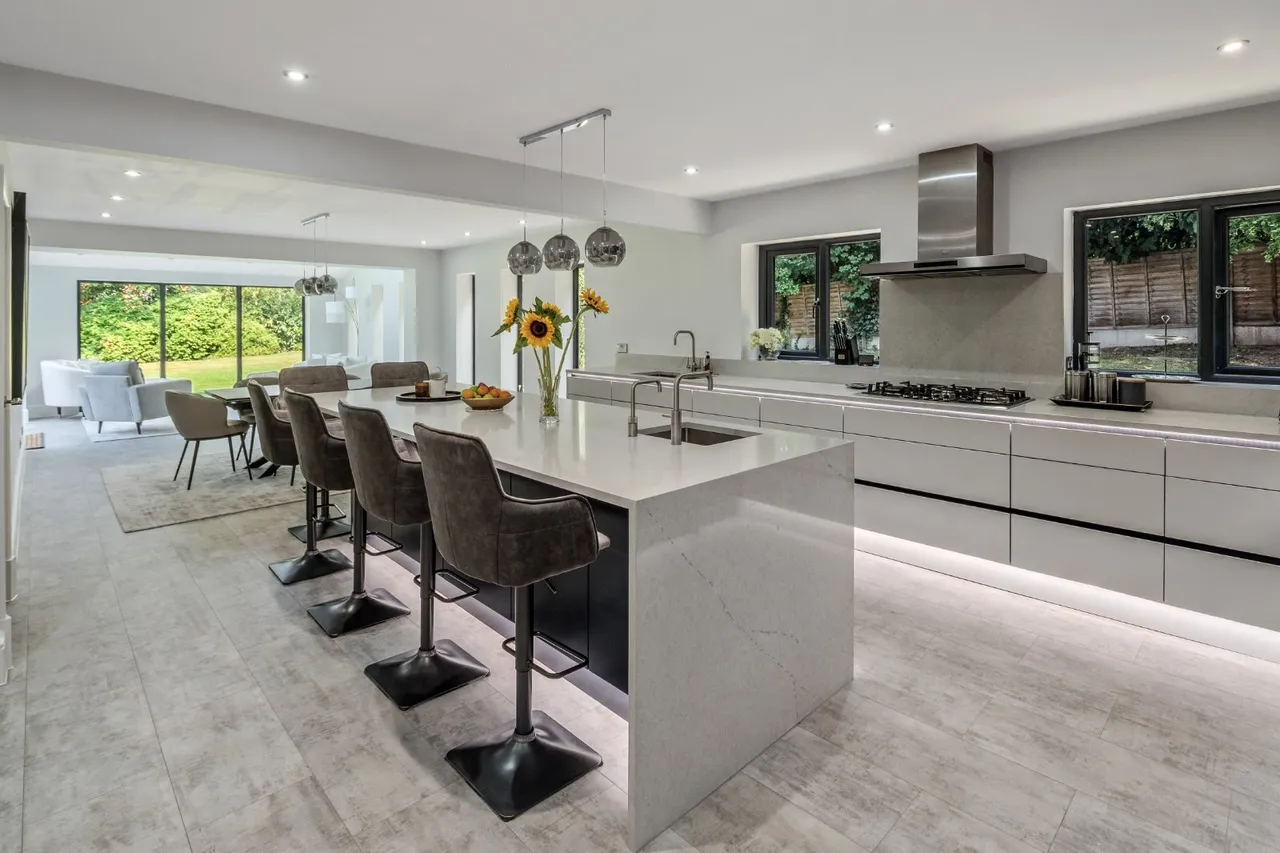 The Paddocks, Hale Barns, WA15, photo 8