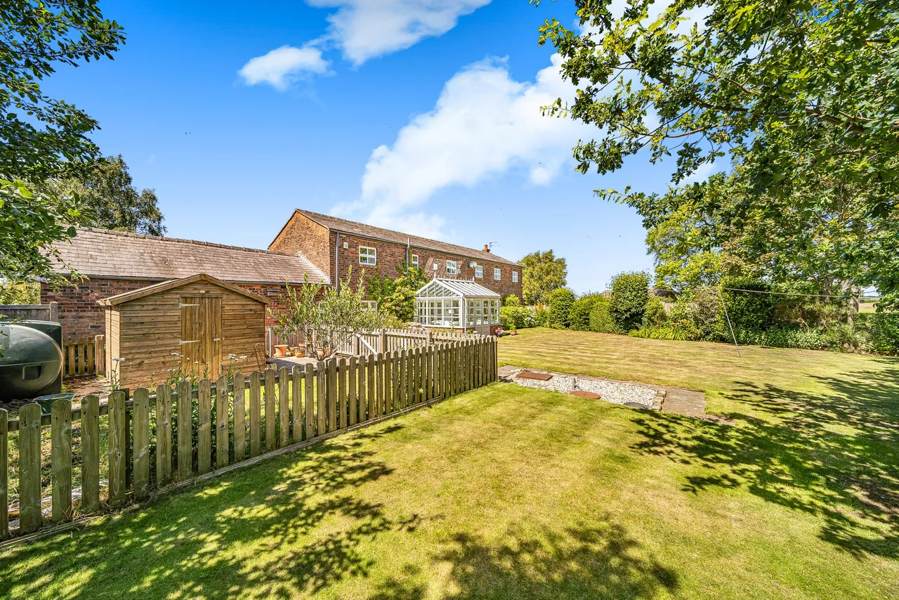 Halsall Lane, Halsall, photo 4