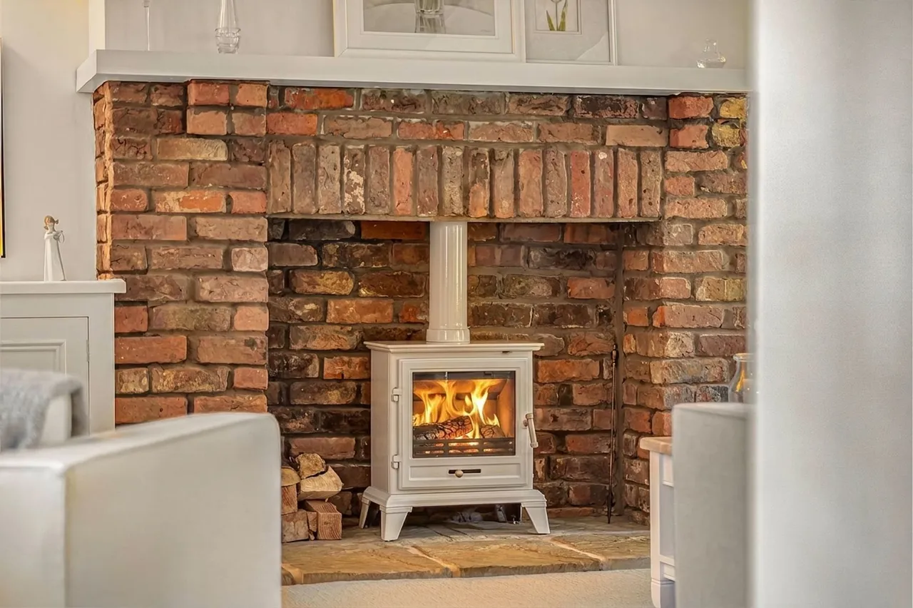 Halsall Lane, Halsall, photo 13