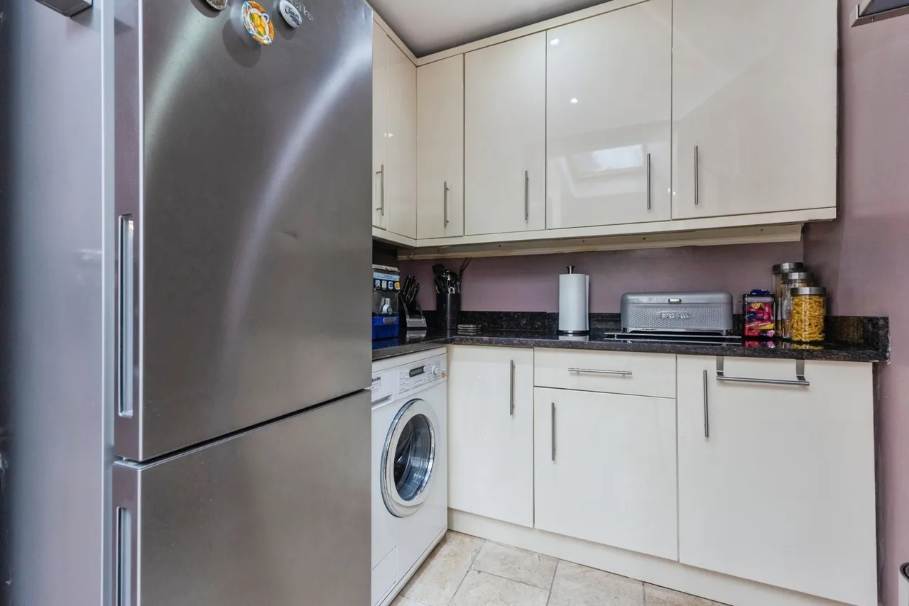 Mauldeth Road West, Chorlton, Manchester, M21, photo 5