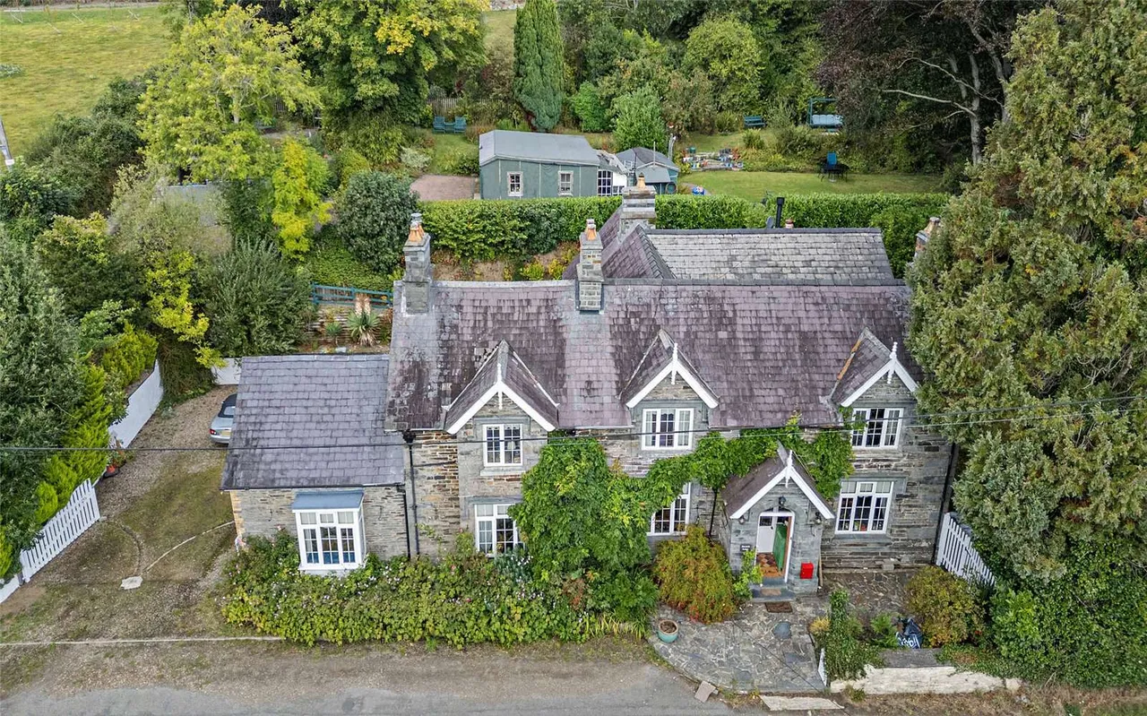6 bed house for sale — Llechryd, Cardigan, Ceredigion, SA43 2QL
