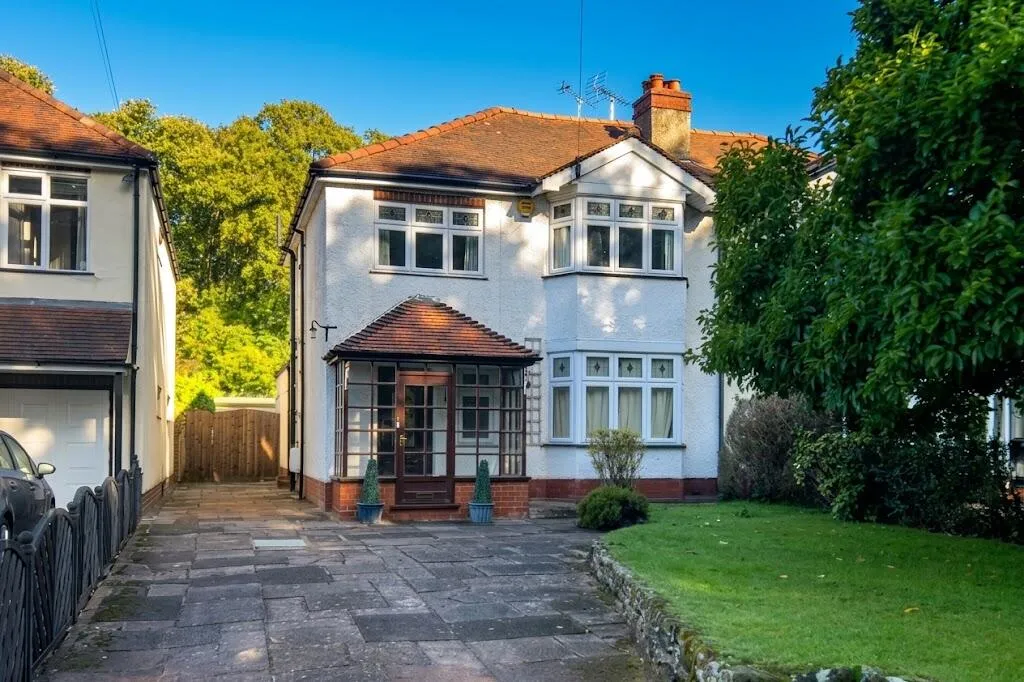 3 bed house for sale, Wollaston Road, Stourton
