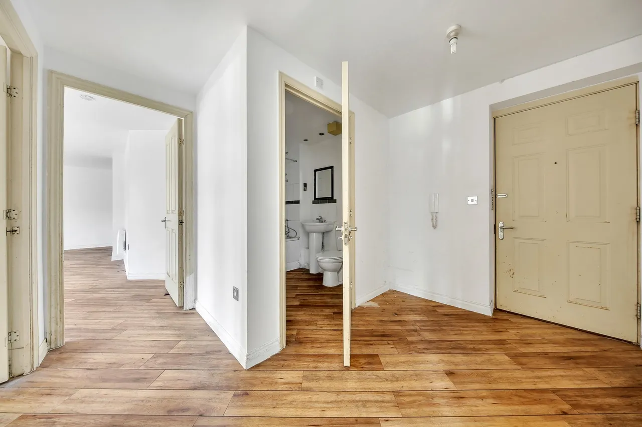 4 Locksons Close, London, E14 6BH, photo 2