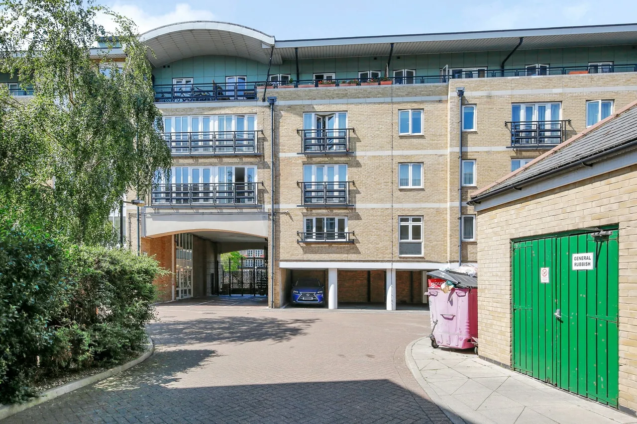 4 Locksons Close, London, E14 6BH, photo 16
