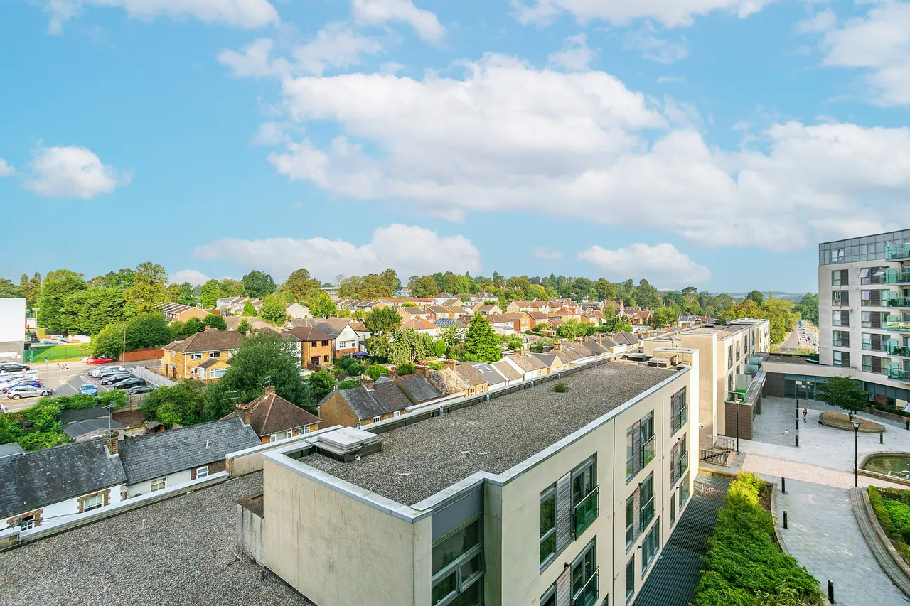 16 K D Tower, Cotterells, Hemel Hempstead, photo 6