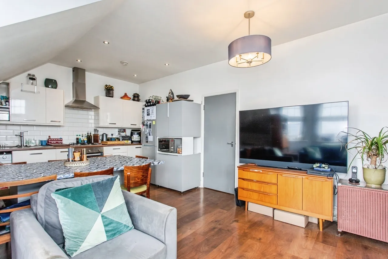 Cromer Lodge, Cromer Road, Southend-on-Sea, Essex, SS1, photo 5