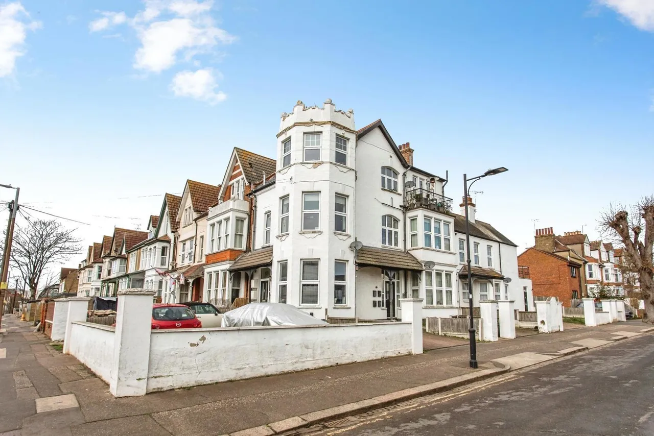 Cromer Lodge, Cromer Road, Southend-on-Sea, Essex, SS1, photo 20