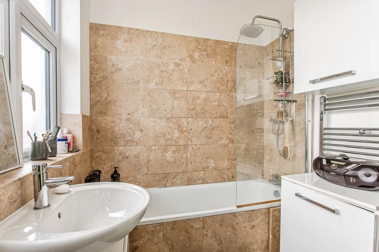 Cromer Lodge, Cromer Road, Southend-on-Sea, Essex, SS1, photo 11