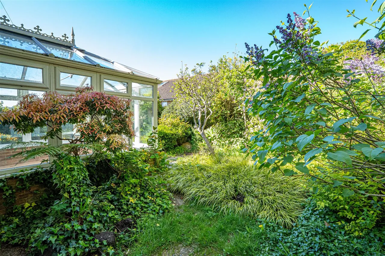 Whittingtons Way, Hastings, photo 13