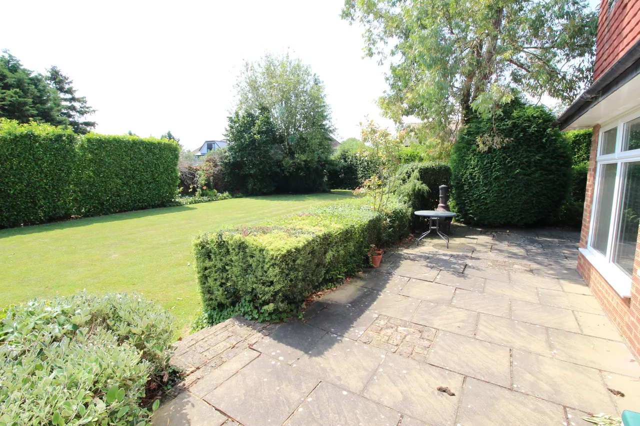Worcester Gardens, Worcester Park, KT4, photo 13