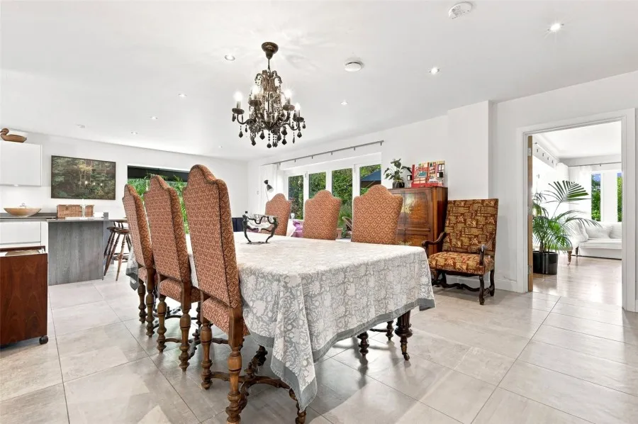 with 5 bedrooms in Reed, Royston, SG8, photo 4