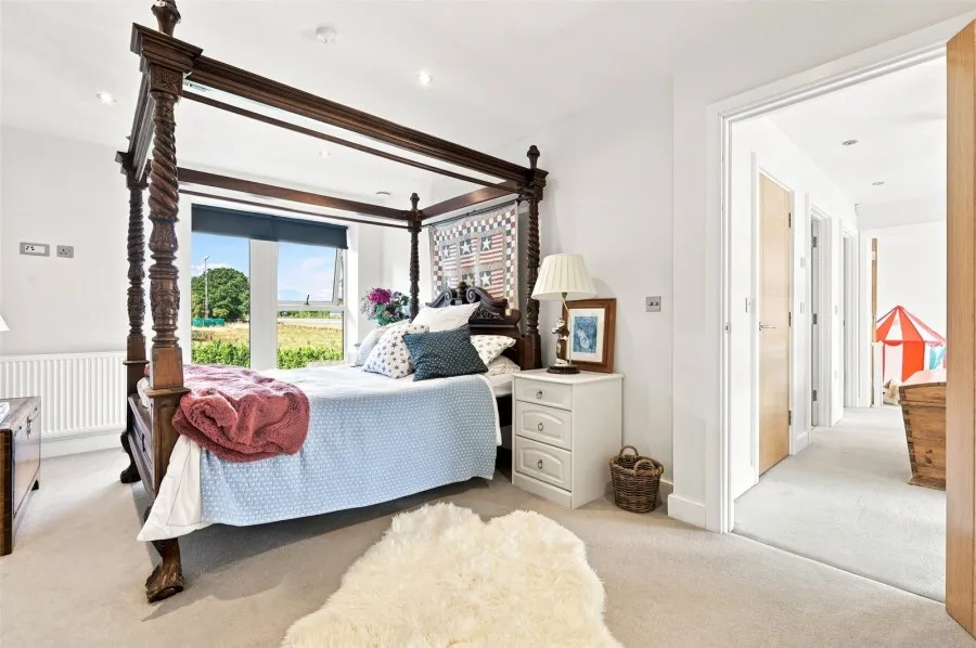 with 5 bedrooms in Reed, Royston, SG8, photo 11