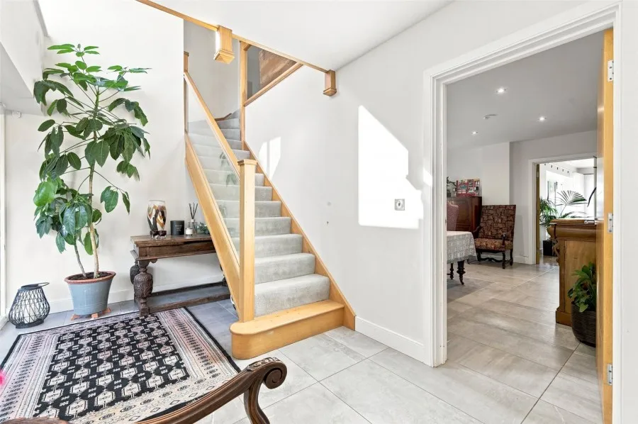 with 5 bedrooms in Reed, Royston, SG8, photo 9
