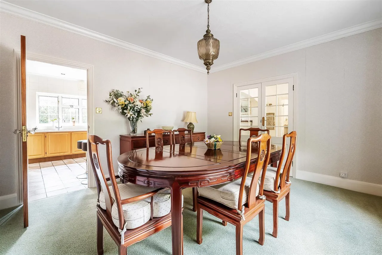 The Mount, Fetcham, KT22, photo 10