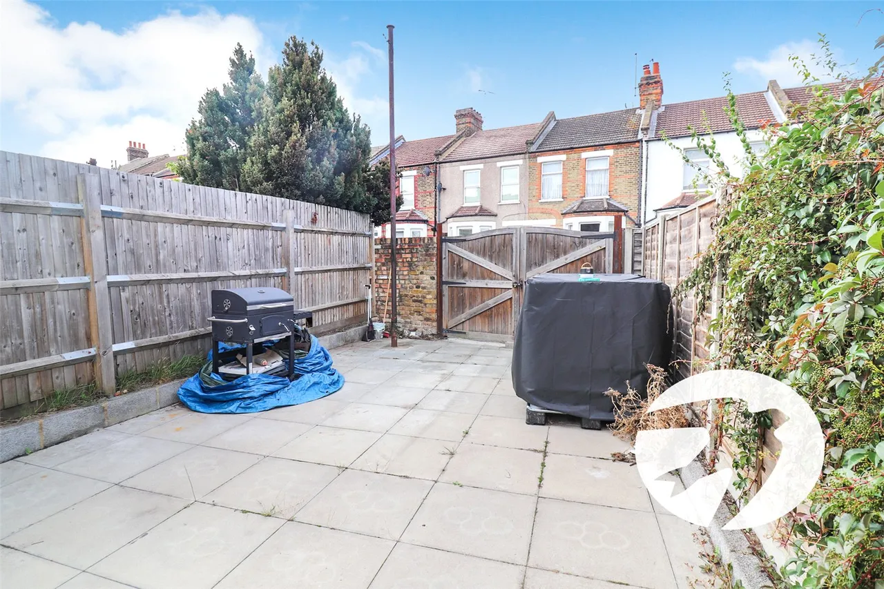 Vickers Road, Erith, DA8, photo 14