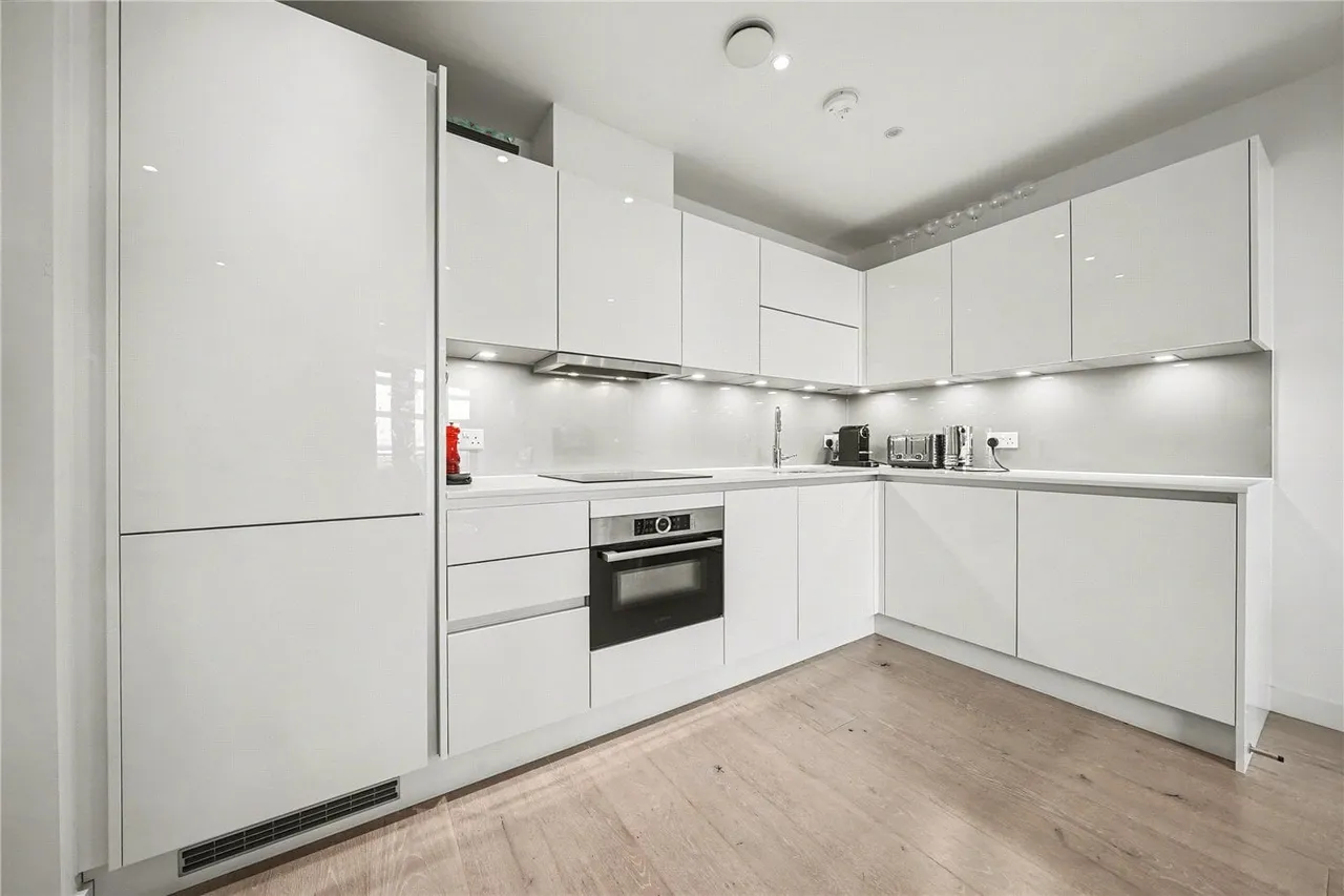 Goodwin Street, London, N4, photo 6