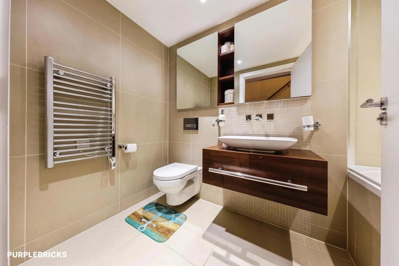 Bromyard Avenue, London, W3, photo 13