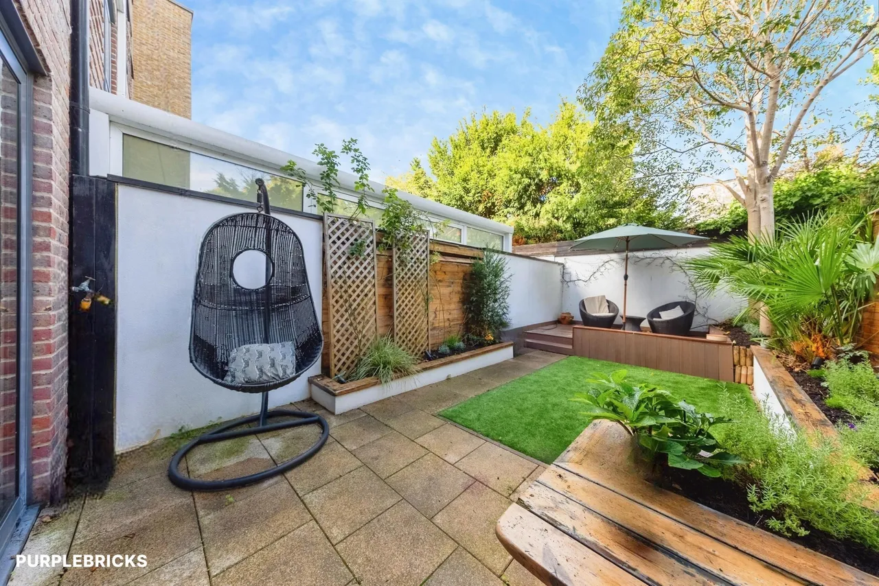 Bromyard Avenue, London, W3, photo 15