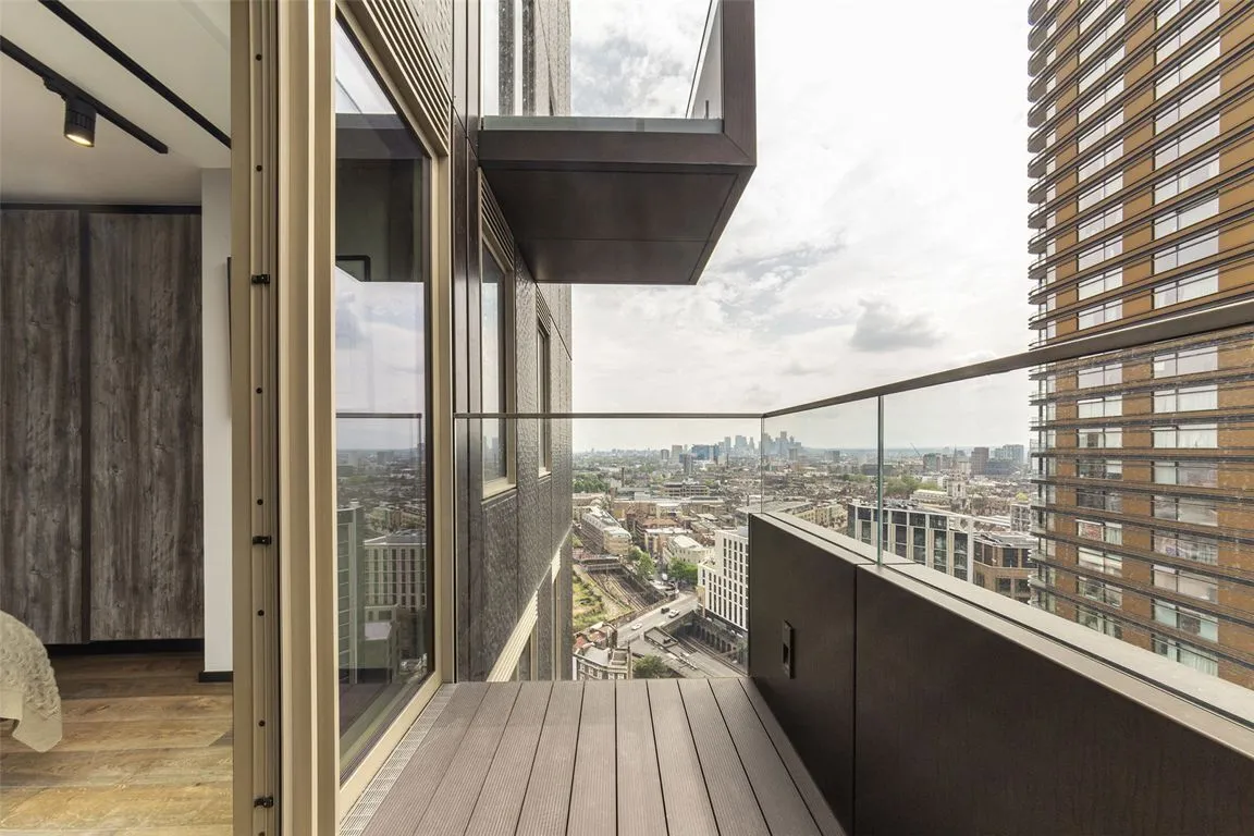Hewett Street, Shoreditch, photo 12