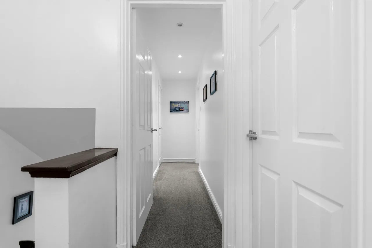 Bardrain Avenue, Elderslie, photo 12