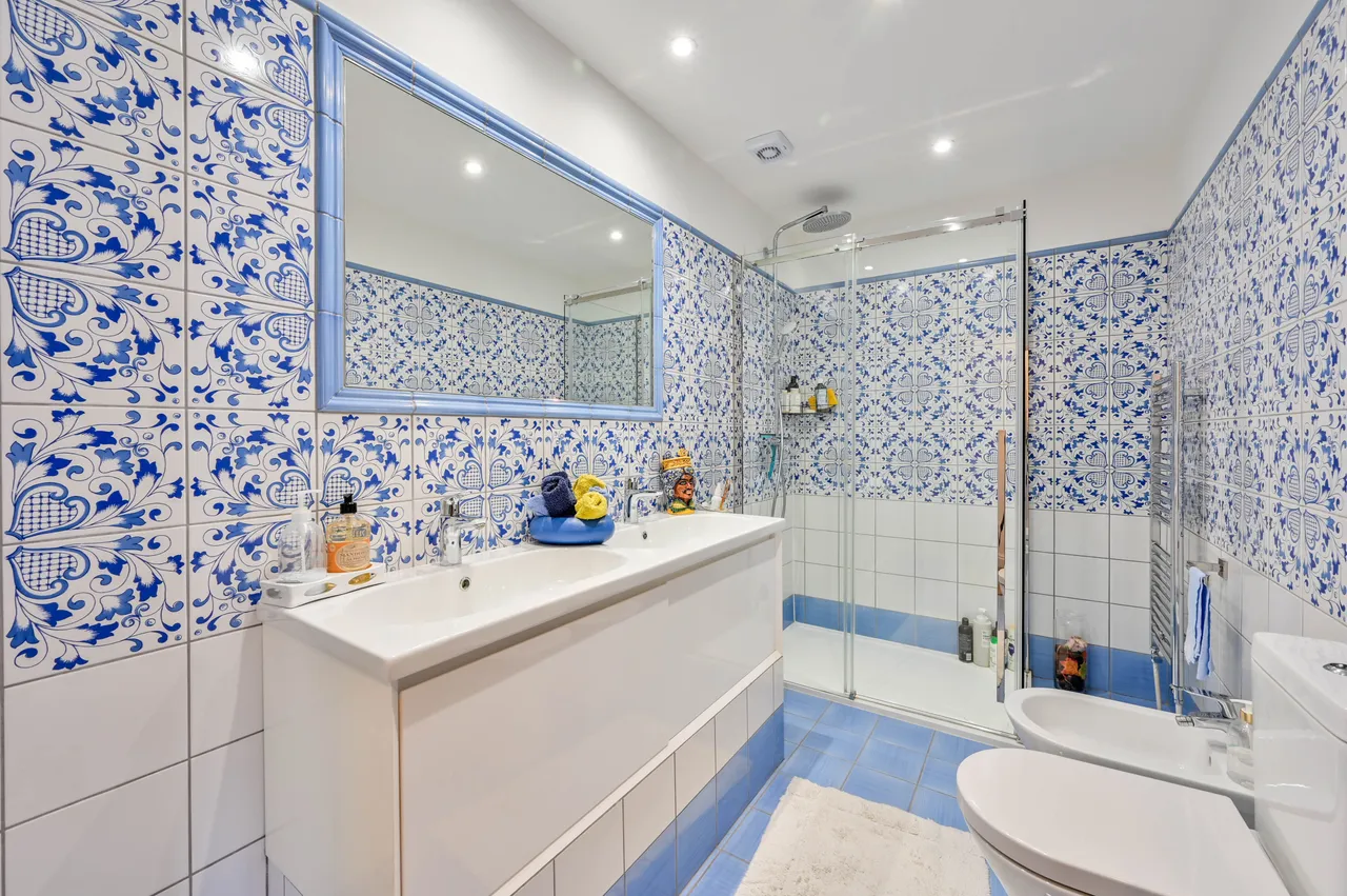 71 Ancaster Crescent, New Malden, photo 11