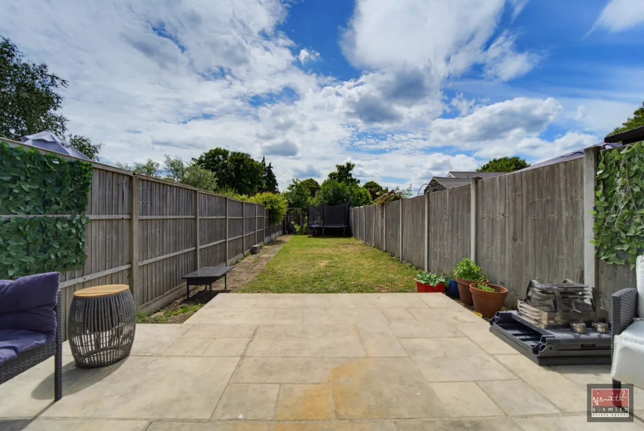 Glebe Road, Egham, TW20, photo 6