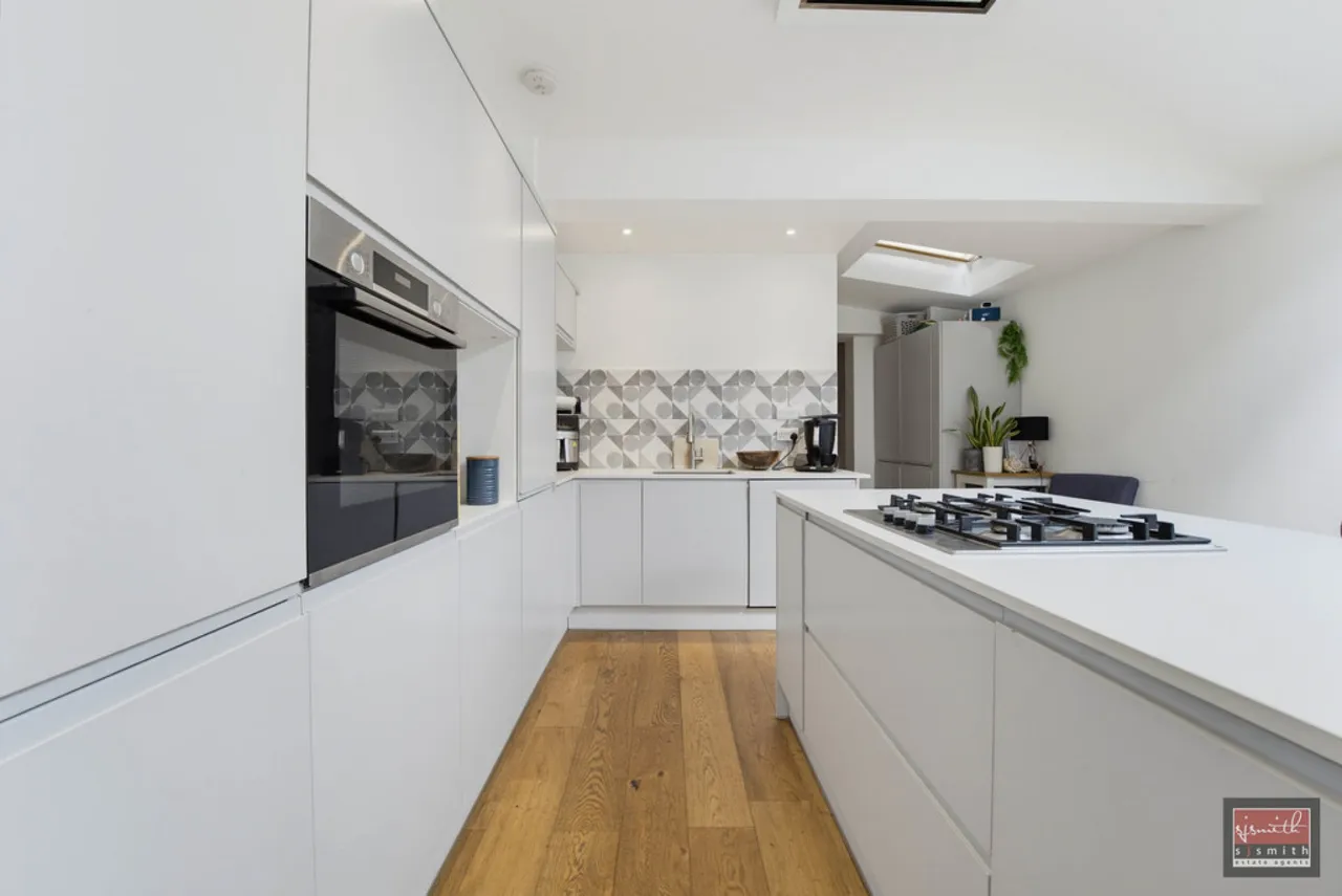 Glebe Road, Egham, TW20, photo 5