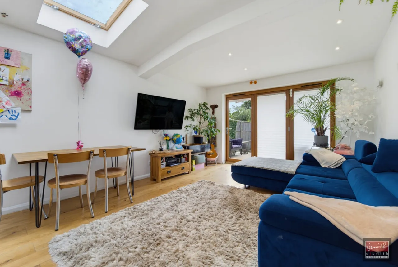 Glebe Road, Egham, TW20, photo 4