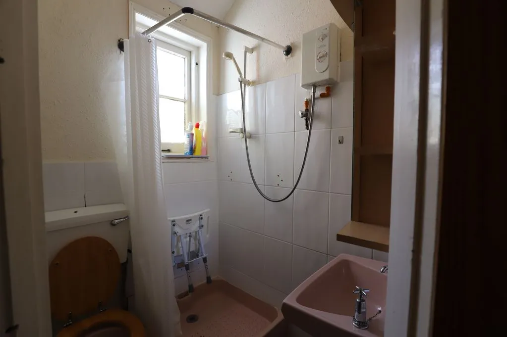 Ladysmith Road, Exeter, photo 12