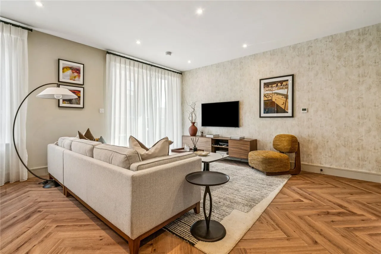 London Square, Bicknell Way, SW17, photo 10