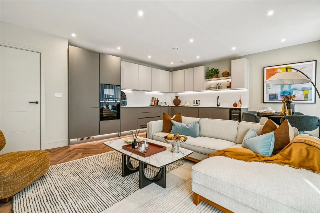 London Square, Bicknell Way, SW17, photo 11