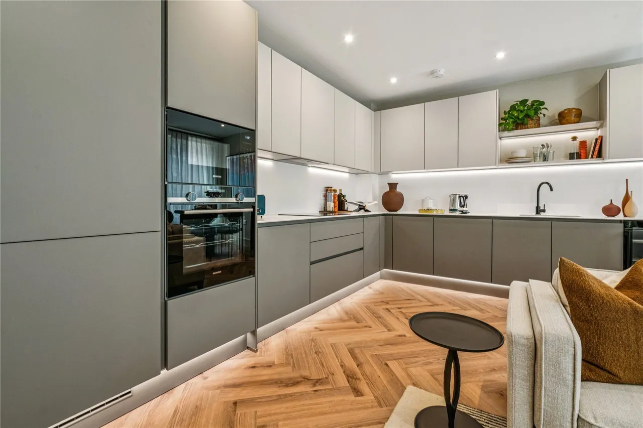London Square, Bicknell Way, SW17, photo 12