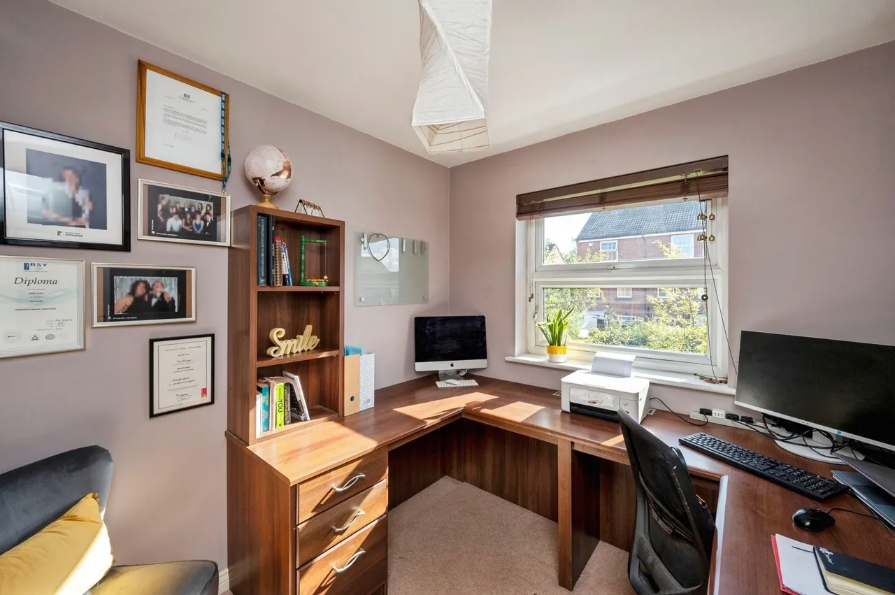 Sylvan Avenue, Kirkby-in-Ashfield, NG17, photo 15