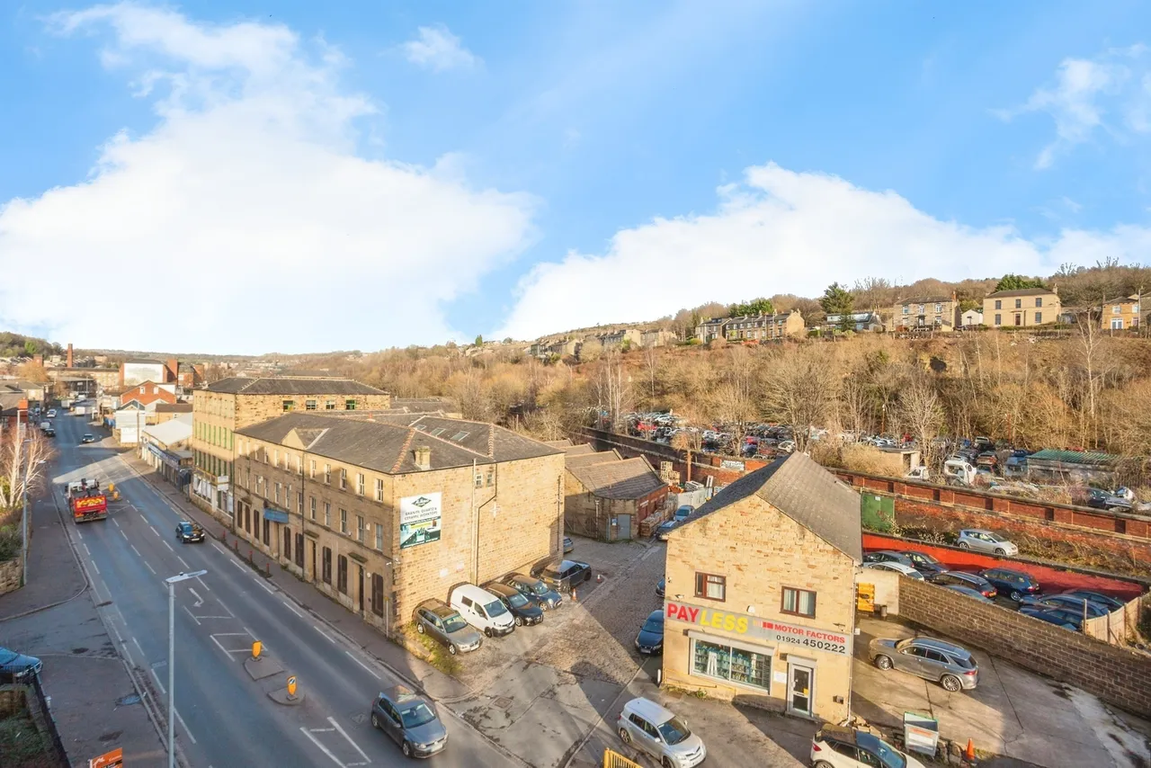 Textile Street, Dewsbury, WF13, photo 9