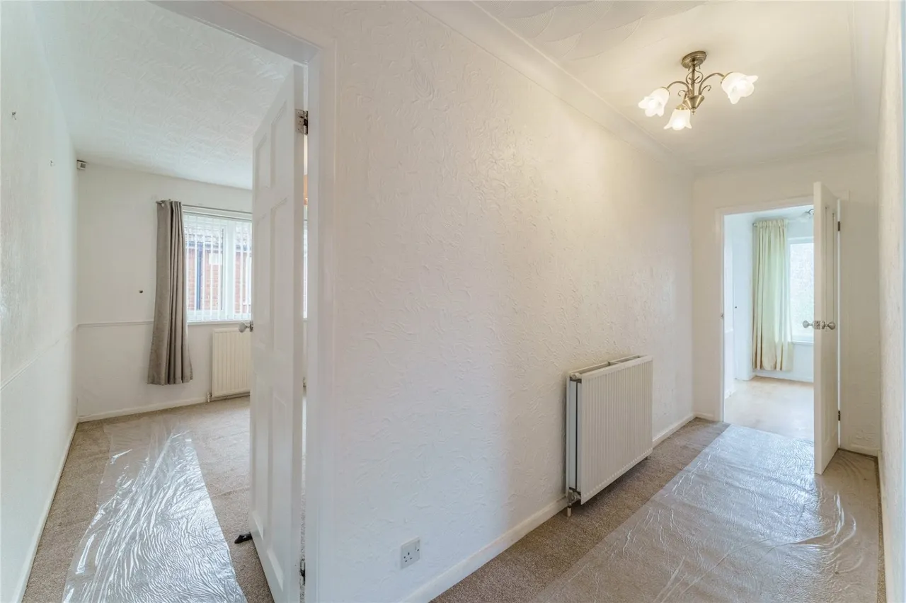 Clayton Holt, South Kirkby, WF9, photo 16