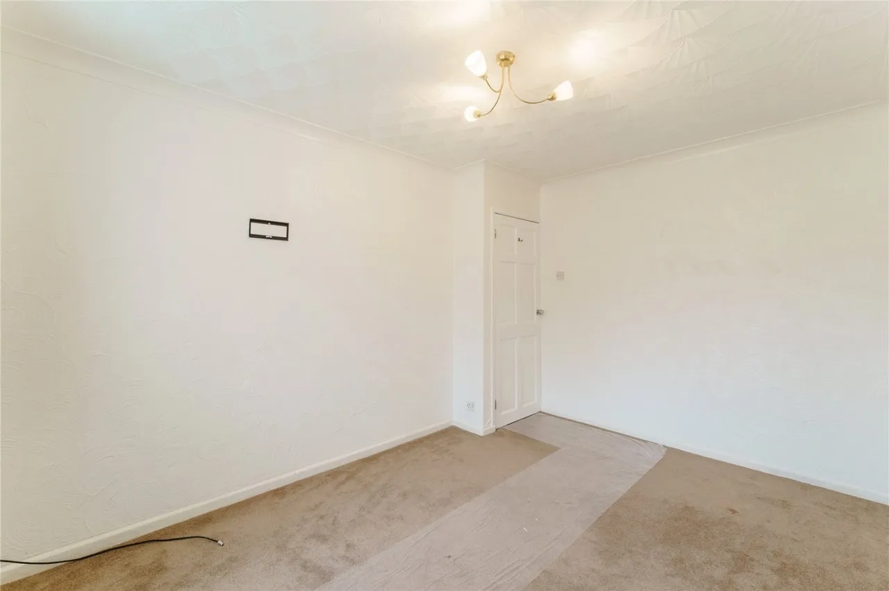 Clayton Holt, South Kirkby, WF9, photo 8